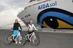 Aida Kreuzfahrtschiffe nehmen Elektrofahrräder an Bord. © spothits/AIDA Cruises