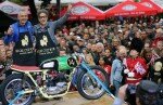 Triumph Tridays mit Premierenfeuerwerk. © spothits/Triumph