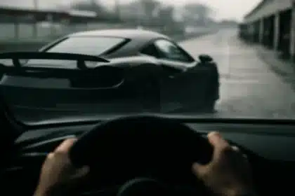 Corvette C8 im Vergleich: Wie sich die drei V8‑Versionen voneinander unterscheiden