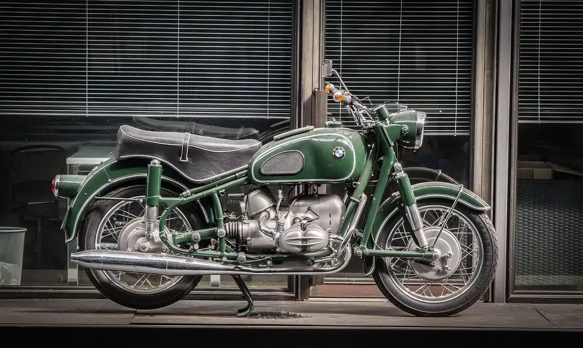 Detail des Reihen-Vierzylinders der Ninja 1100SX